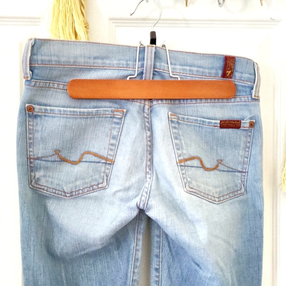 7FAM cropped bootcut jeans w back seem - Picture 3 of 4